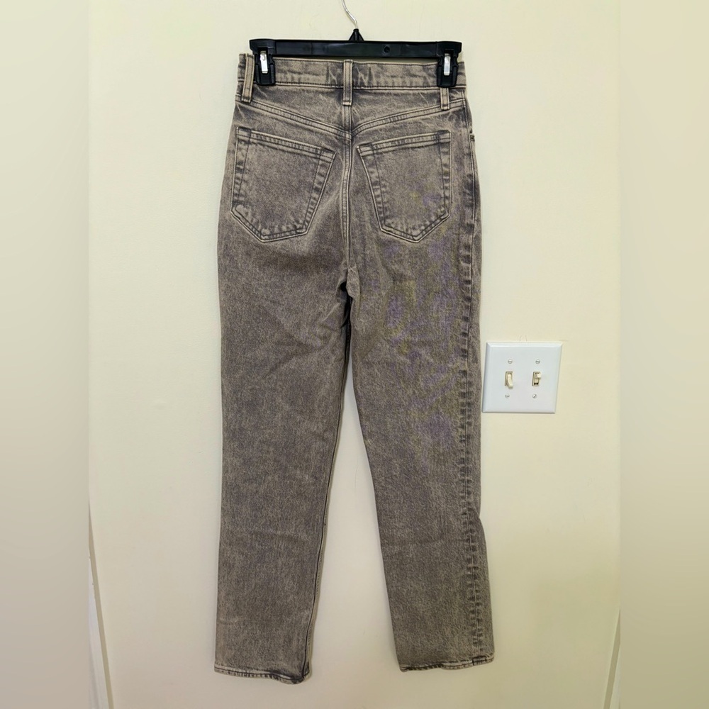 Abercrombie and Fitch 90s Straight Ultra High Rise